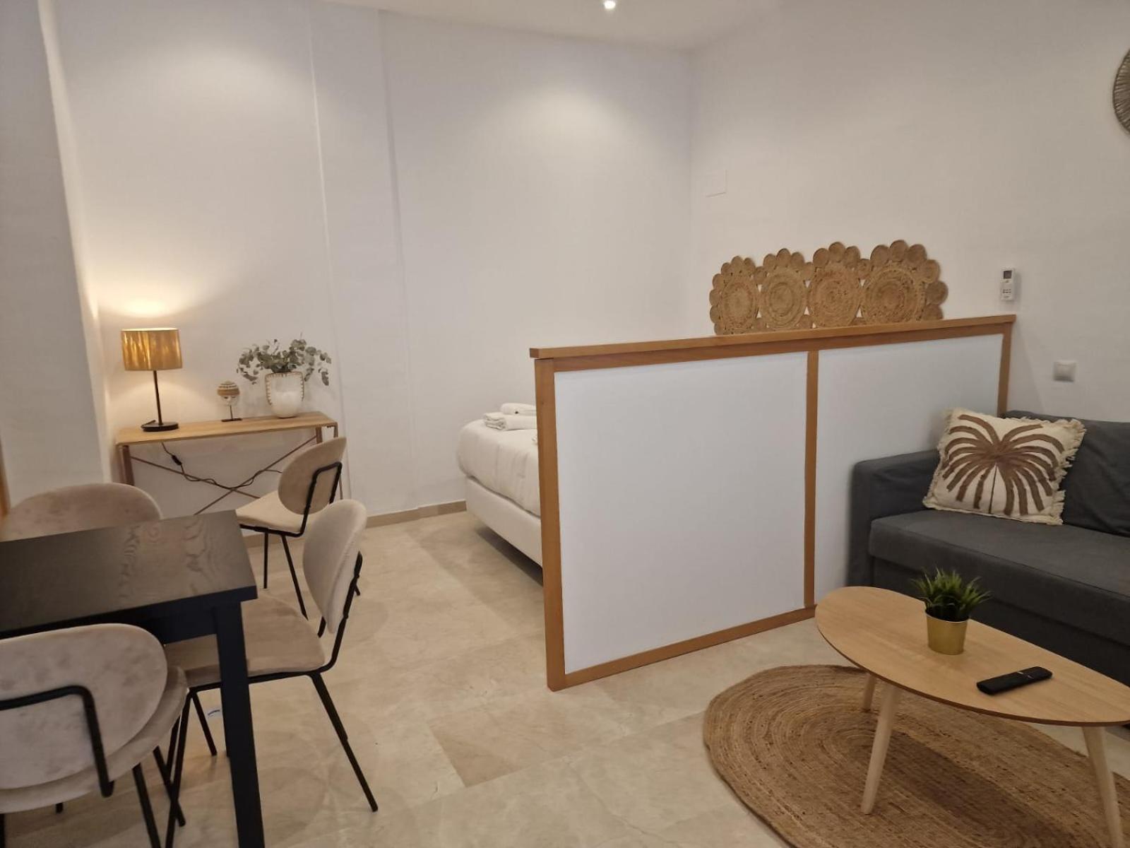Isg Apartments Estudio En La Alameda 2 Севилья Экстерьер фото