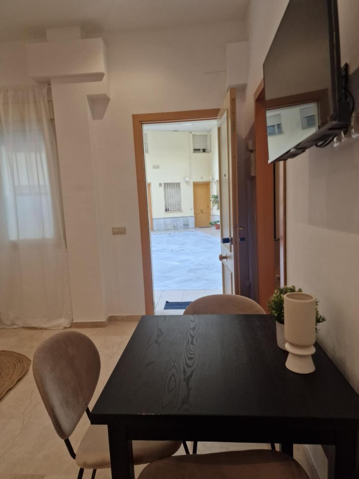 Isg Apartments Estudio En La Alameda 2 Севилья Экстерьер фото