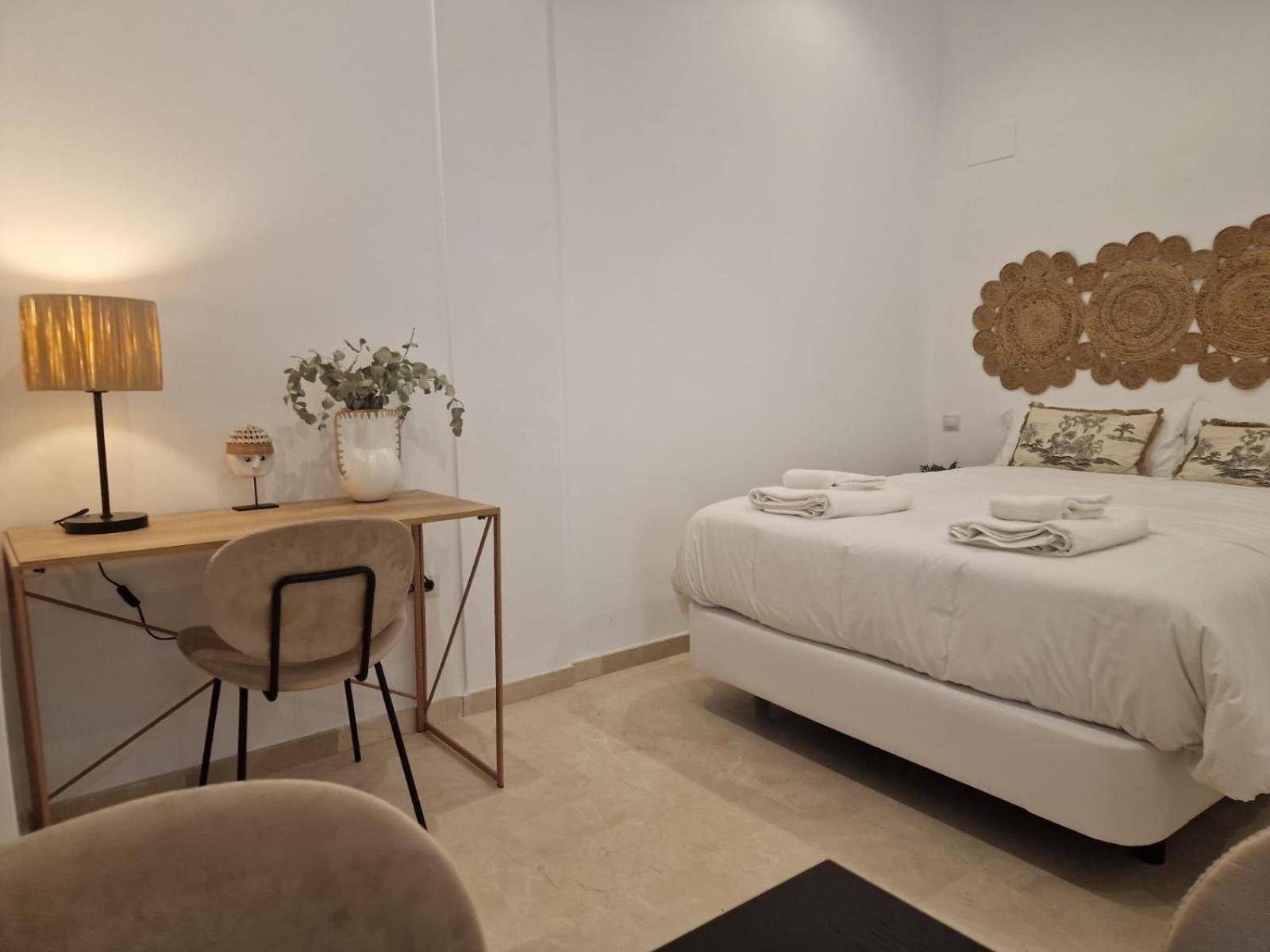 Isg Apartments Estudio En La Alameda 2 Севилья Экстерьер фото