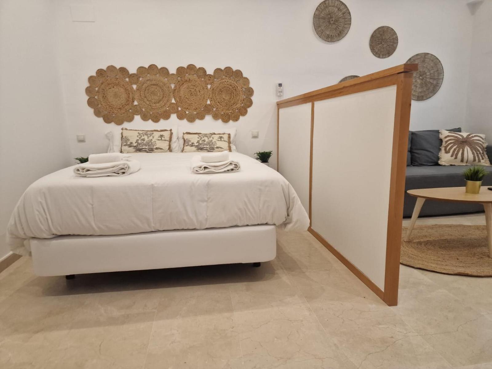 Isg Apartments Estudio En La Alameda 2 Севилья Экстерьер фото
