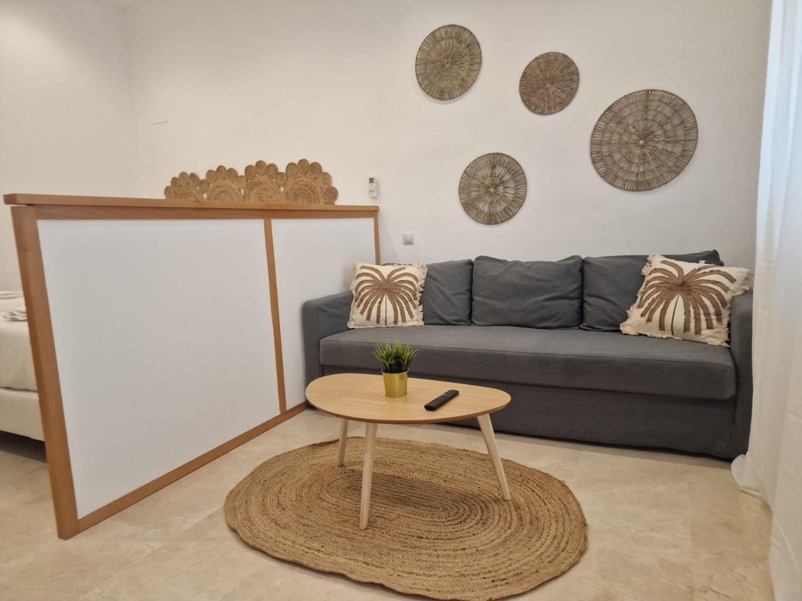 Isg Apartments Estudio En La Alameda 2 Севилья Экстерьер фото