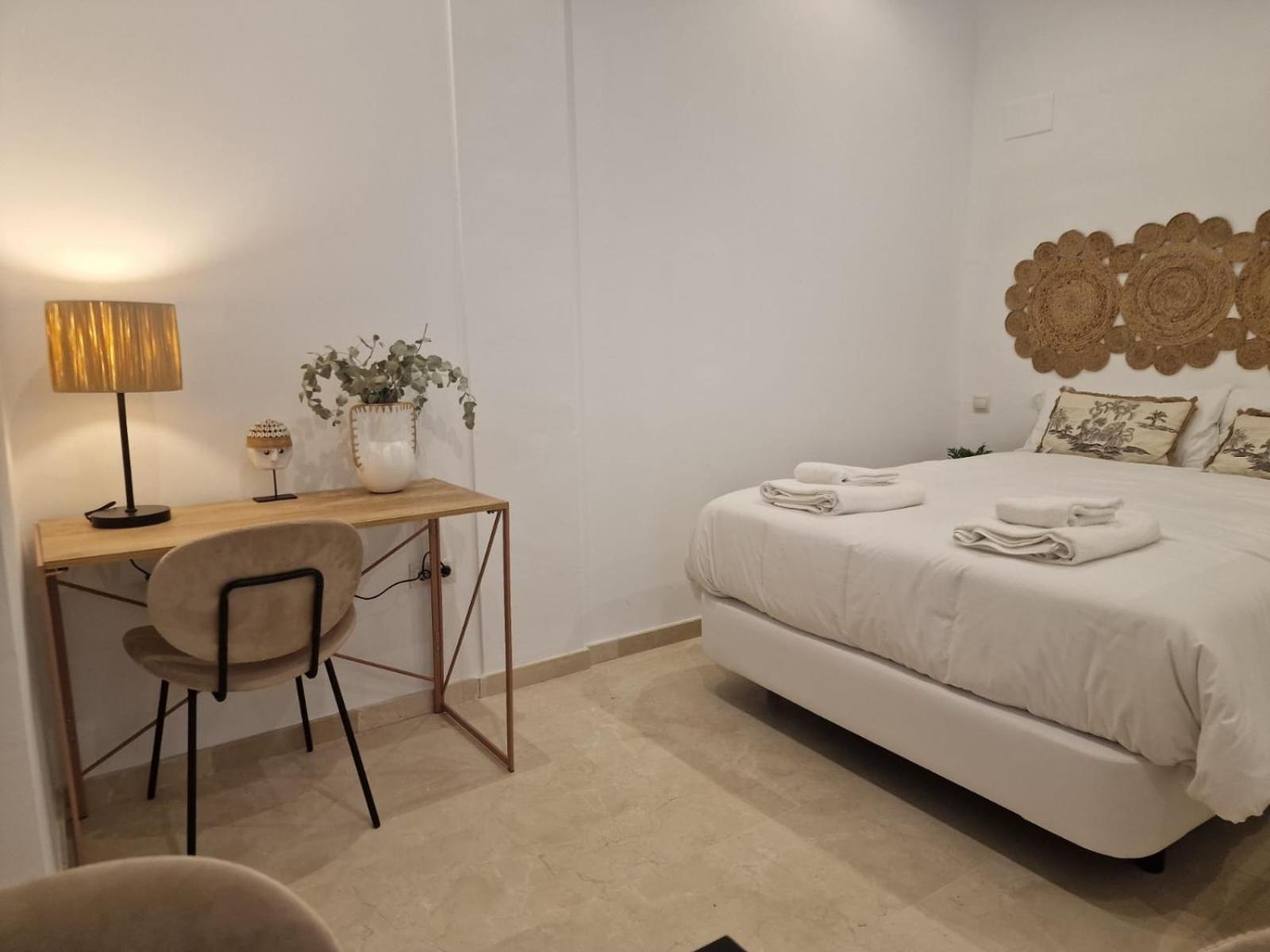 Isg Apartments Estudio En La Alameda 2 Севилья Экстерьер фото